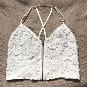 💰BOGO💰 LF lace crop top